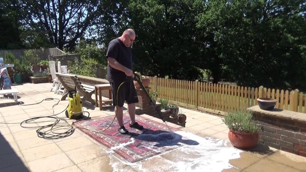 How to Clean Outdoor Rug: Ways to Clean It Right! - Phdcoding